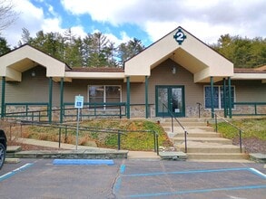 10 Buist Rd, Milford, PA for lease Building Photo- Image 1 of 25