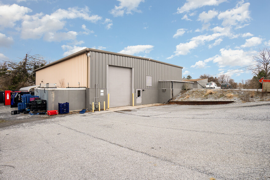 122 Beech St, Carlisle, PA for lease - Building Photo - Image 2 of 28