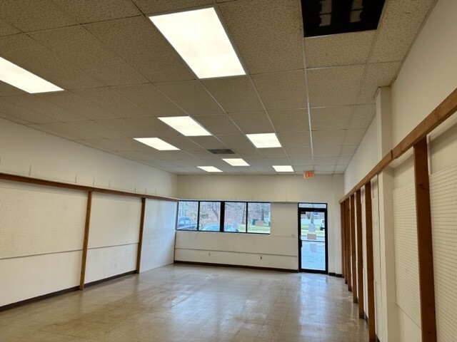 388 Danbury Rd, Wilton, CT for lease - Interior Photo - Image 2 of 7