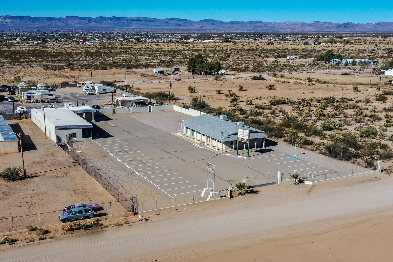 3213 N Bowie Rd, Golden Valley, AZ 86413