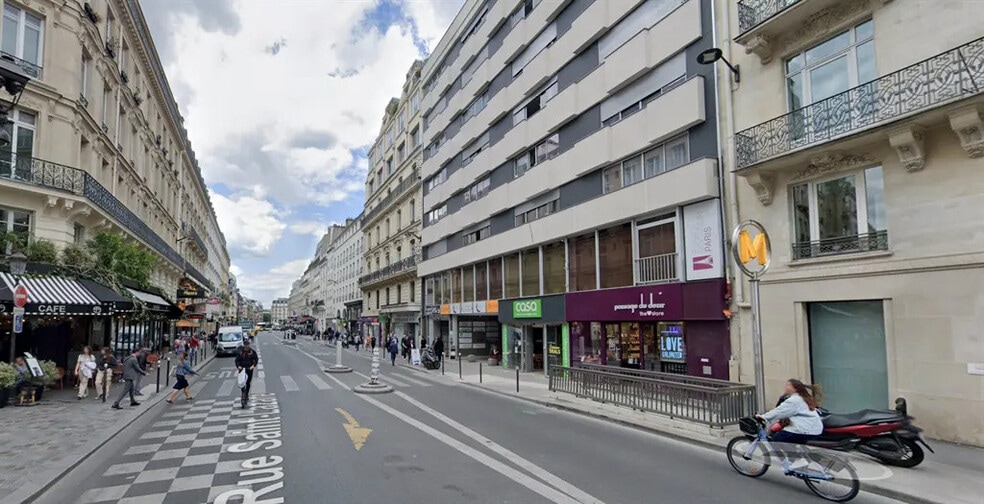 Retail in Paris for lease - Building Photo - Image 2 of 2