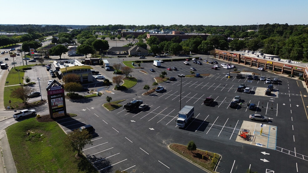 Abercorn St, Savannah, GA for lease - Building Photo - Image 3 of 14