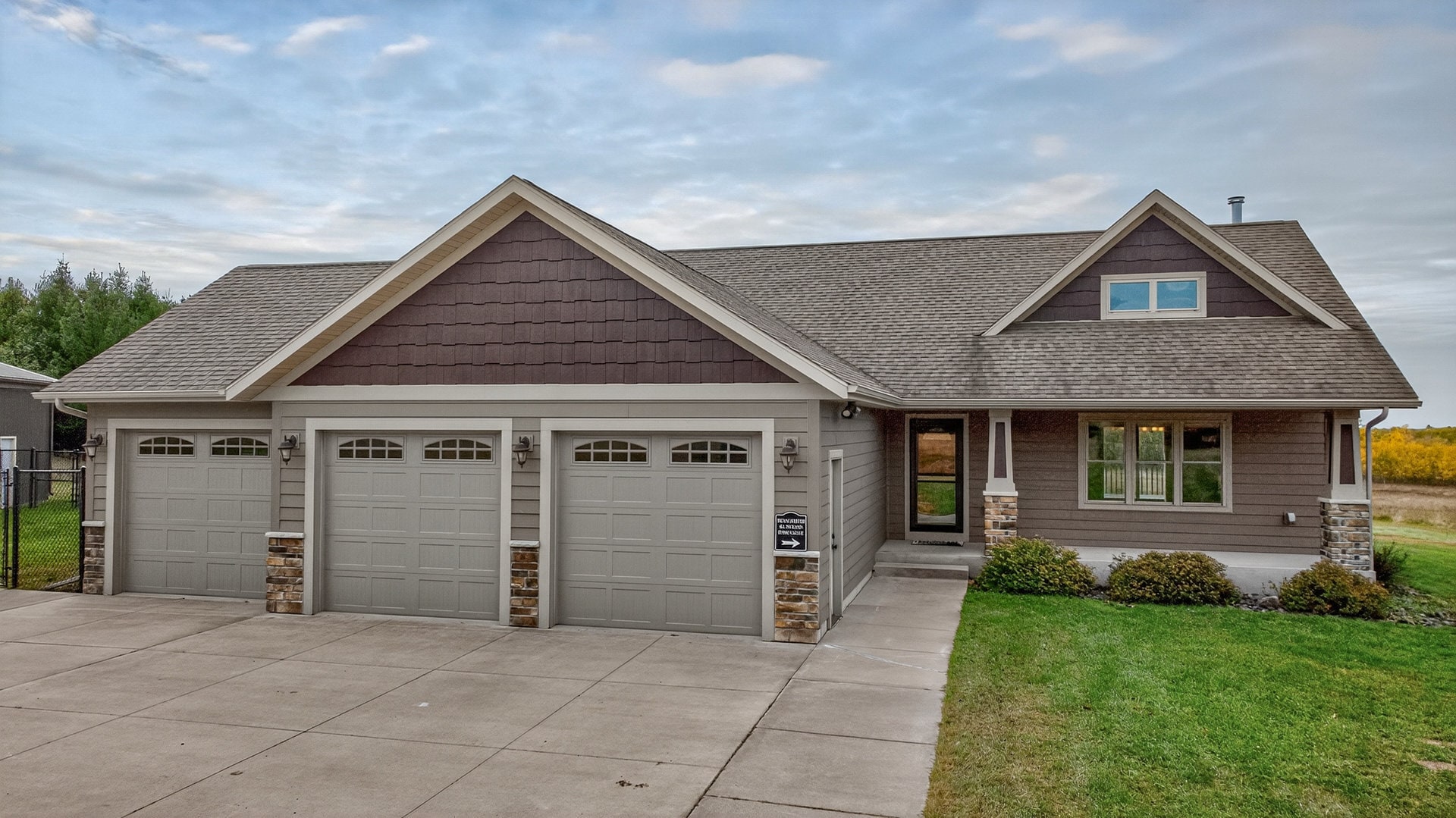 1495 Bain Rd, Brule, WI for sale Primary Photo- Image 1 of 49