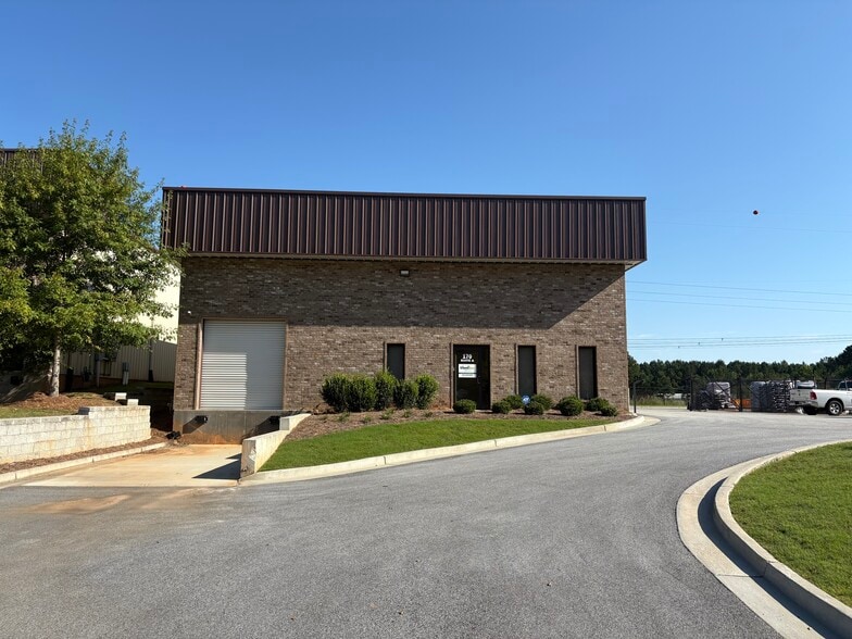 170 Promenade Pky, Fayetteville, GA for lease - Building Photo - Image 2 of 3