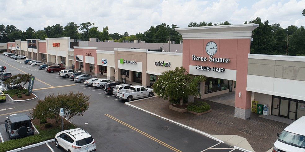 2600-2690 Dr M L King Jr Blvd, New Bern, NC for sale - Building Photo - Image 1 of 1