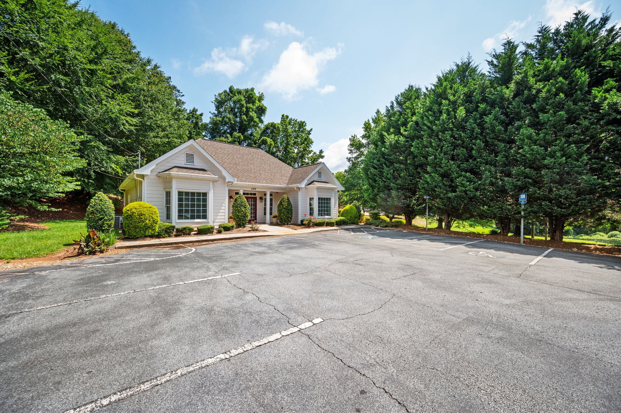 5102 Covington Hwy, Decatur, GA for sale Primary Photo- Image 1 of 9