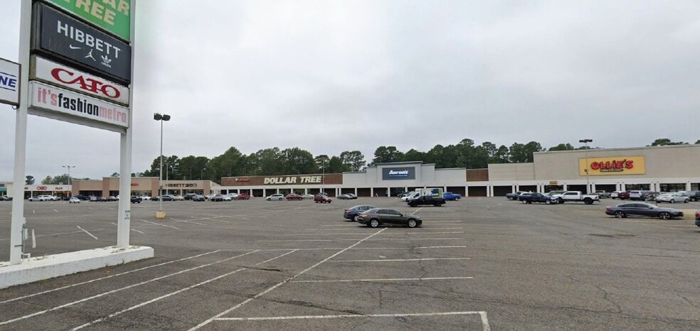 9140-9162 Mansfield Rd, Shreveport, LA for lease - Building Photo - Image 1 of 1