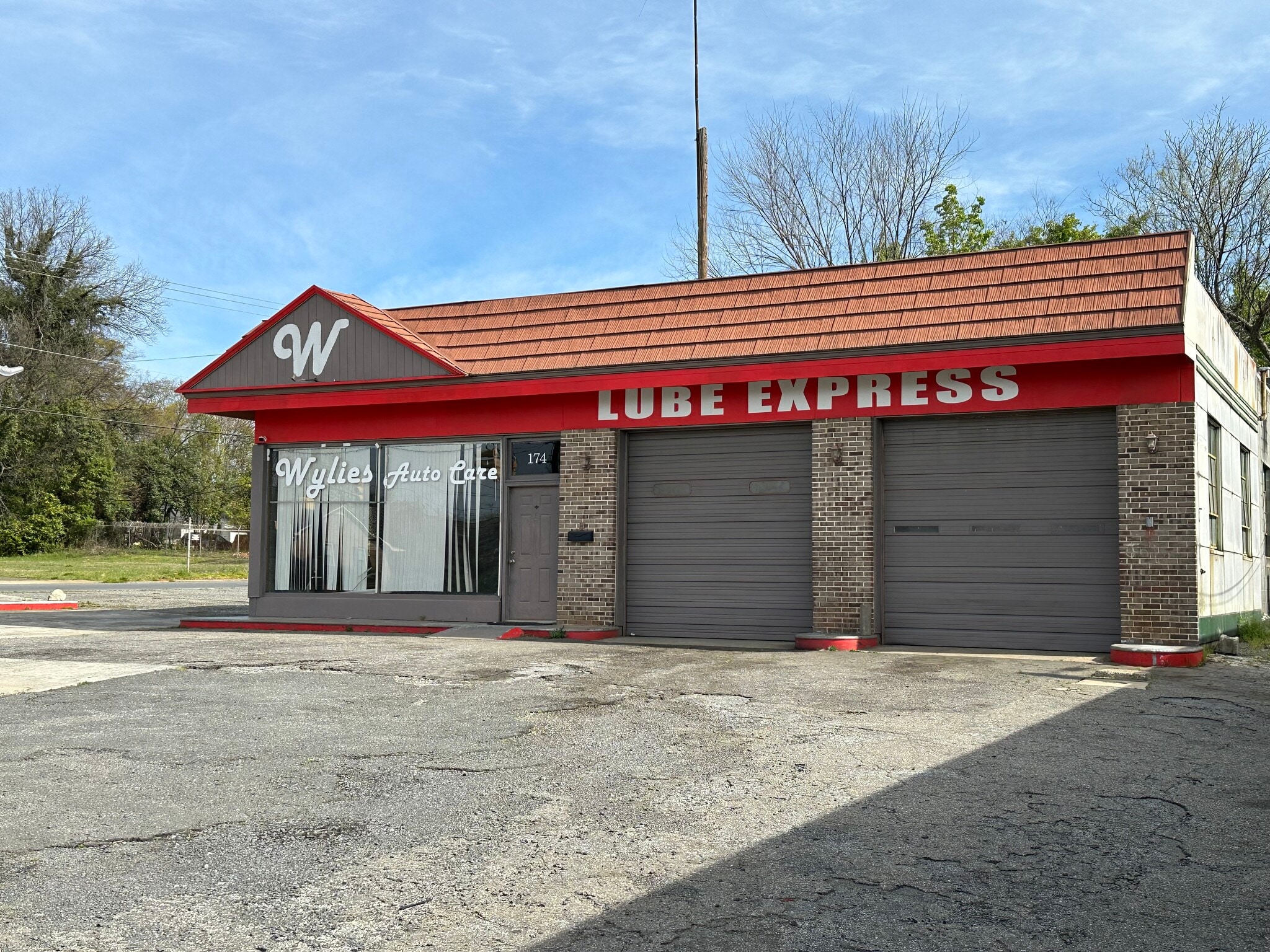 174 W Main St, Rock Hill, SC for lease Building Photo- Image 1 of 6