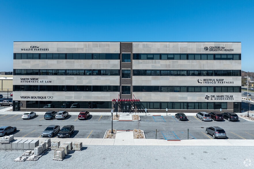 9410 Calumet Ave, Munster, IN for sale - Building Photo - Image 2 of 12