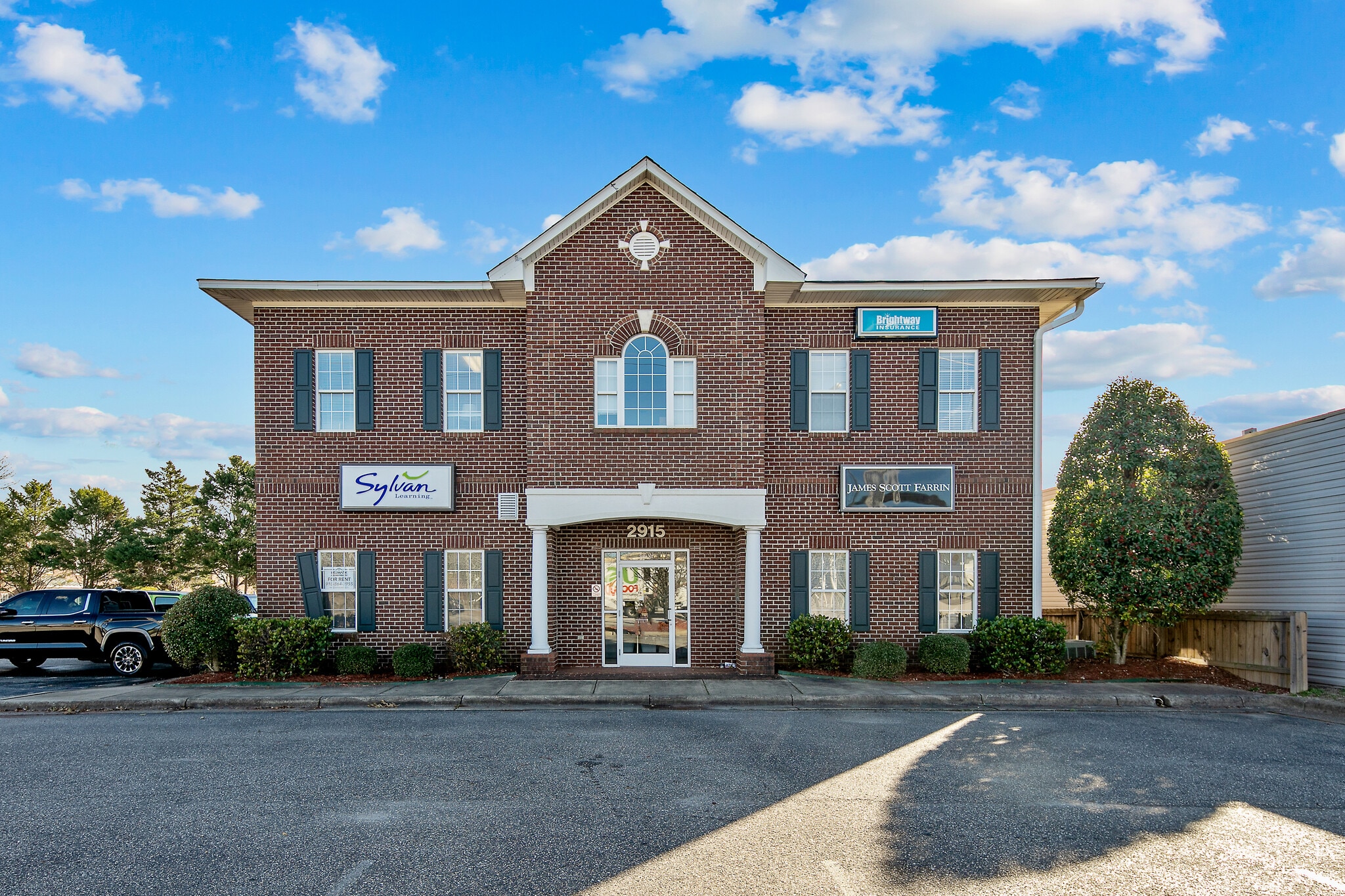 2915 Raeford Rd, Fayetteville, NC for lease Primary Photo- Image 1 of 55