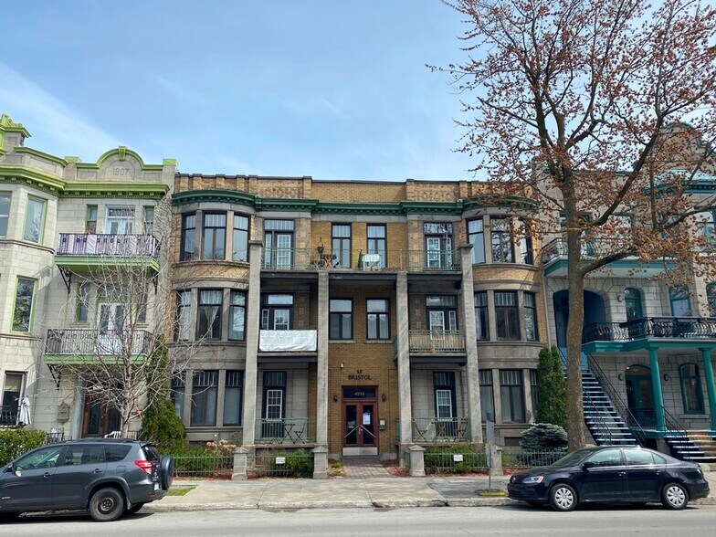 4315 Rue Saint-Hubert, Montréal, QC for sale - Primary Photo - Image 1 of 1