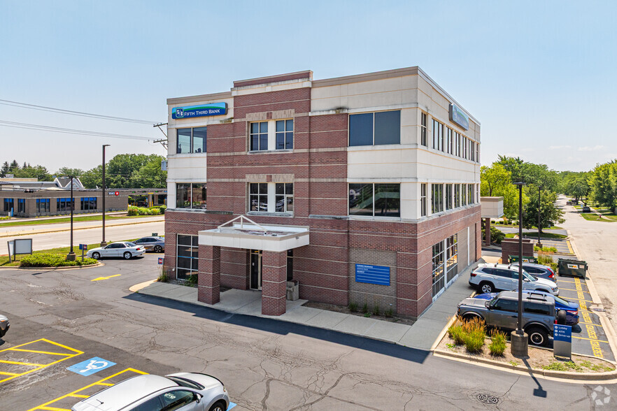 1 E Merchants Dr, Oswego, IL for lease - Primary Photo - Image 1 of 16