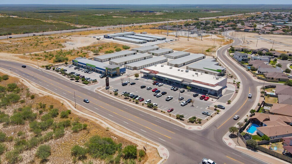 2101 Shiloh Dr, Laredo, TX 78045 Shiloh Retail Center