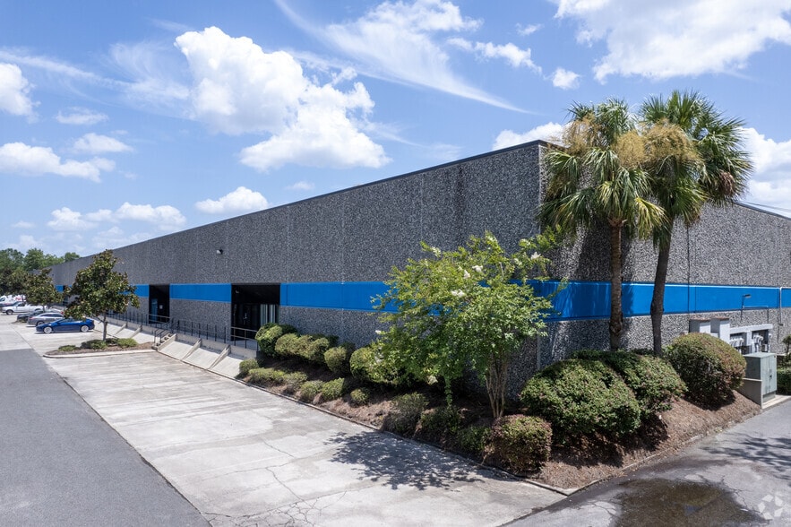 1057 Ellis Rd N, Jacksonville, FL for lease - Building Photo - Image 3 of 10
