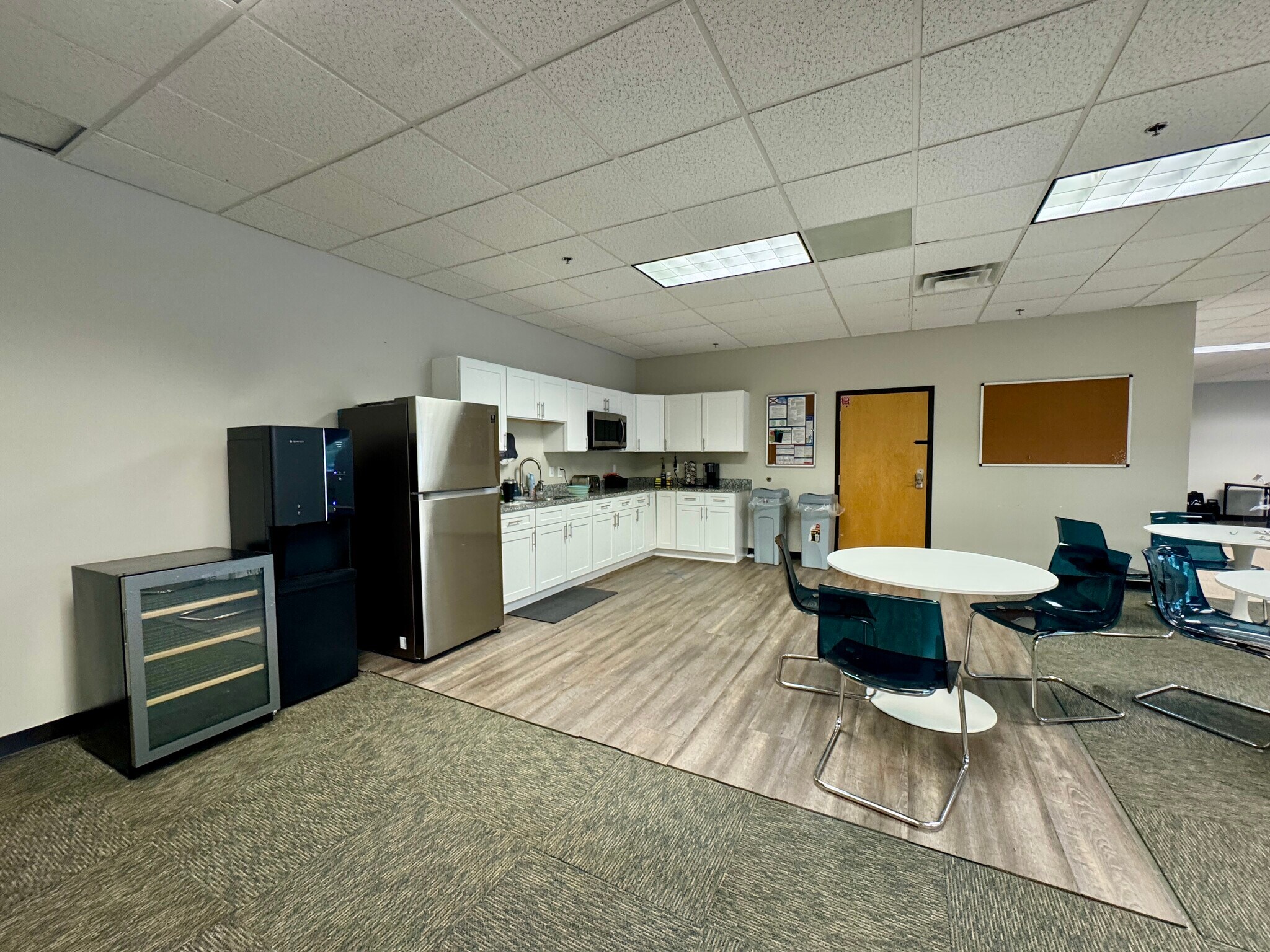 2900-2922 S Falkenburg Rd, Riverview, FL for lease Interior Photo- Image 1 of 6