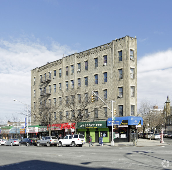 21-29 Bedford Park Blvd E, Bronx, NY for lease - Primary Photo - Image 1 of 6