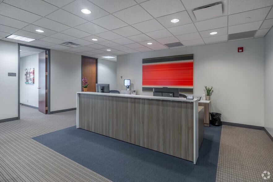 600 Superior Ave, Cleveland, OH for lease - Interior Photo - Image 2 of 15