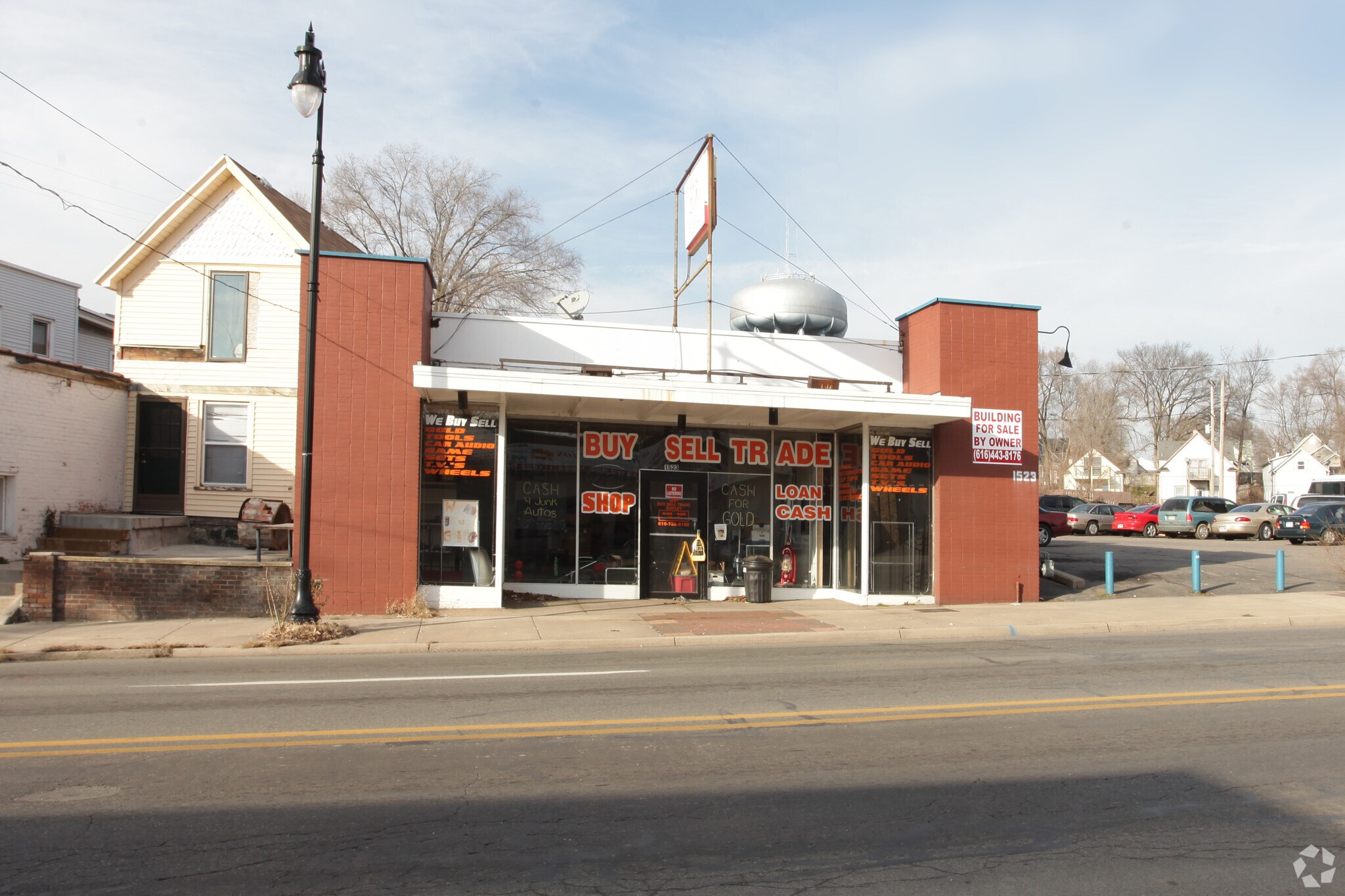 1523 Grandville Ave SW, Grand Rapids, MI for sale Primary Photo- Image 1 of 1