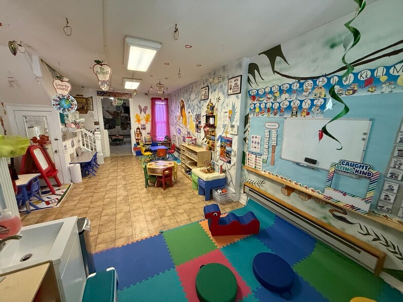 1248 Eckert Ave, Reading, PA for lease - Interior Photo - Image 2 of 8