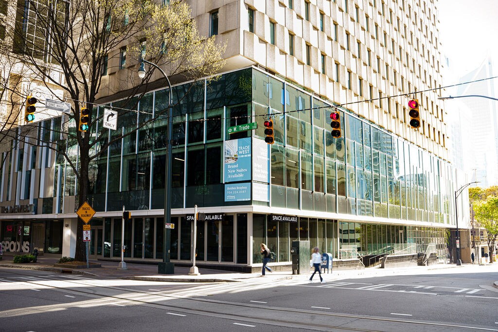 129 W Trade St, Charlotte, NC for lease Building Photo- Image 1 of 28