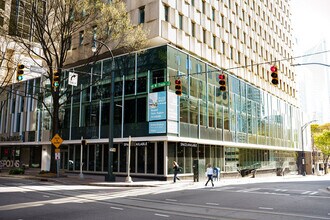 129 W Trade St, Charlotte, NC for lease Building Photo- Image 1 of 28