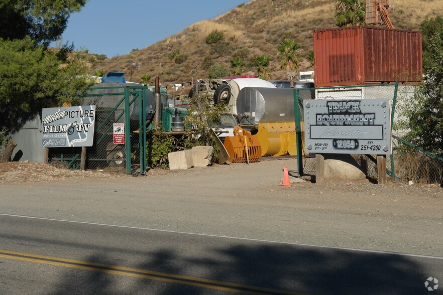 12059 Davenport Rd, Santa Clarita, CA for sale - Primary Photo - Image 1 of 1