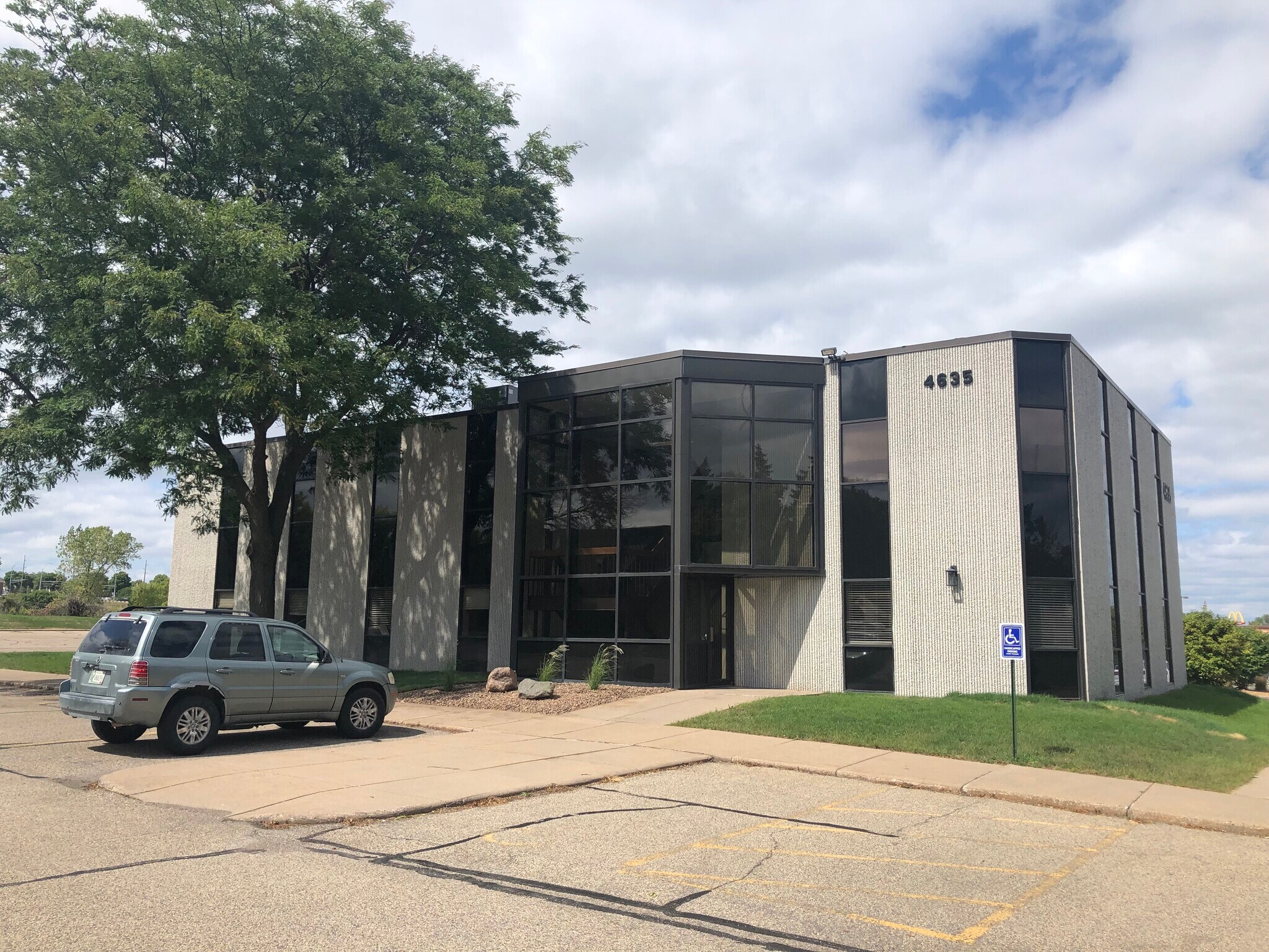 4635 Nicols Rd, Eagan, MN for sale Building Photo- Image 1 of 1
