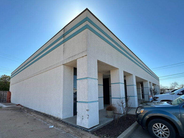 305 NW Sheridan Rd, Lawton, OK for lease - Building Photo - Image 2 of 21