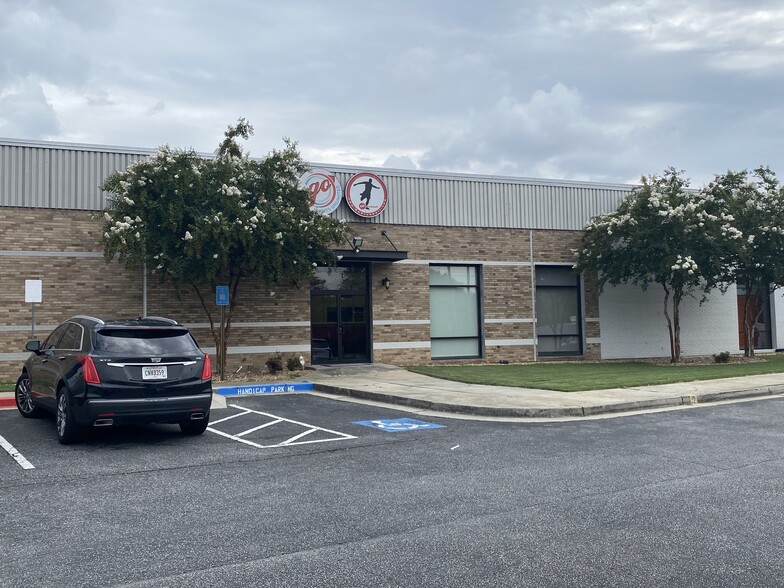 5315 Peachtree Blvd, Chamblee, GA for lease - Primary Photo - Image 1 of 1