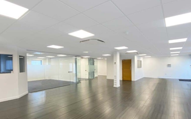 Station Rd, Reading for lease Interior Photo- Image 1 of 2