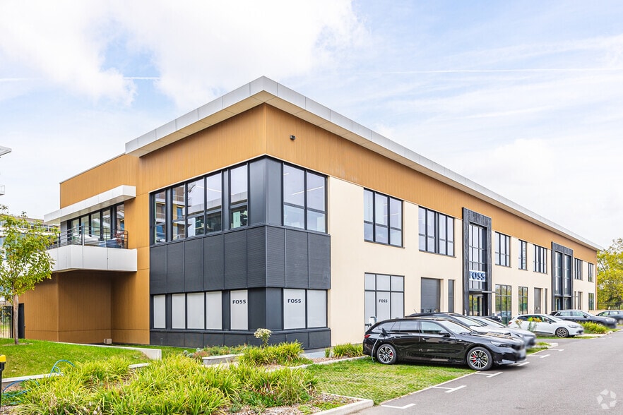 Flex in Nanterre for lease - Primary Photo - Image 3 of 3