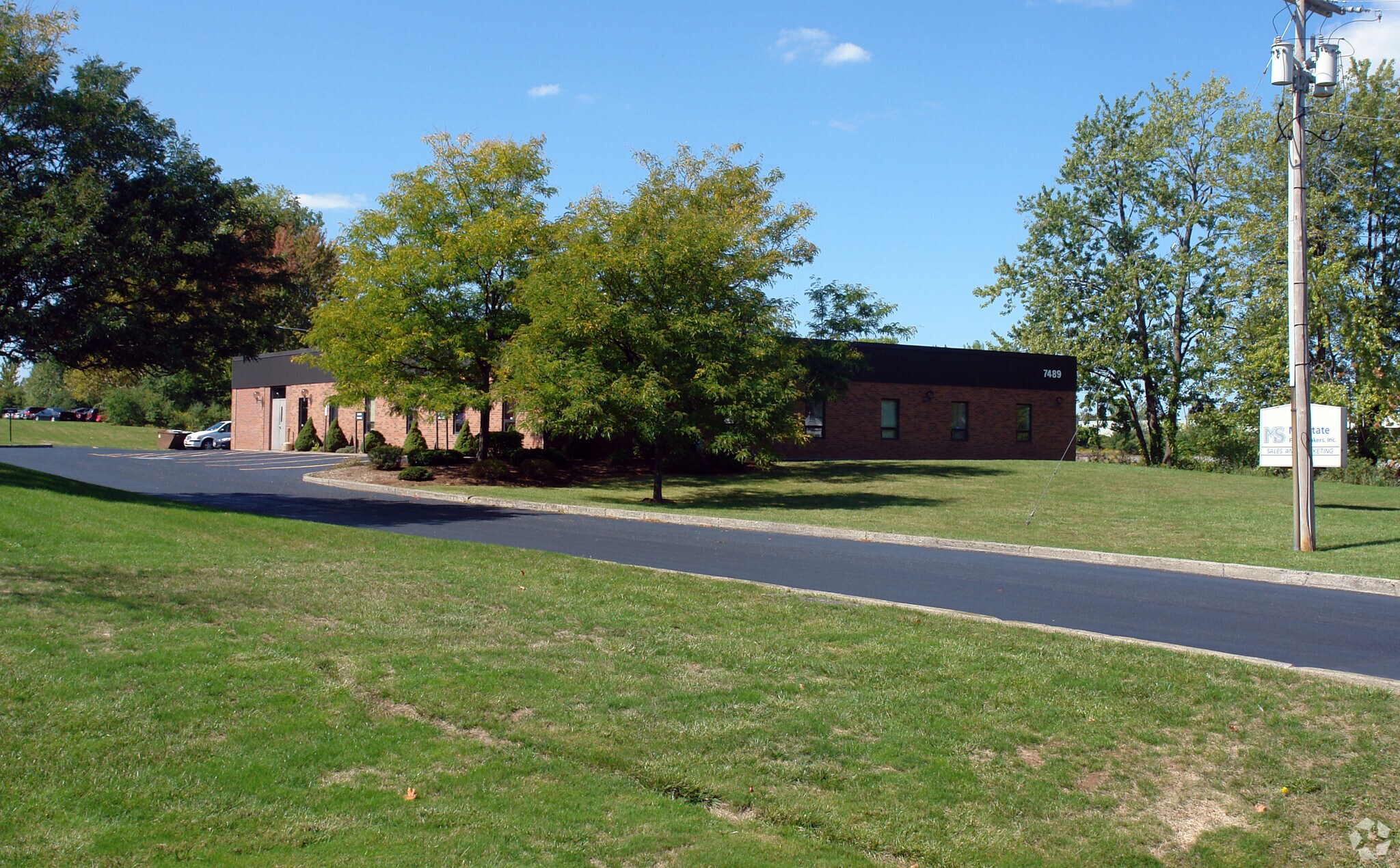 7489 Henry Clay Blvd, Liverpool, NY for sale Primary Photo- Image 1 of 1