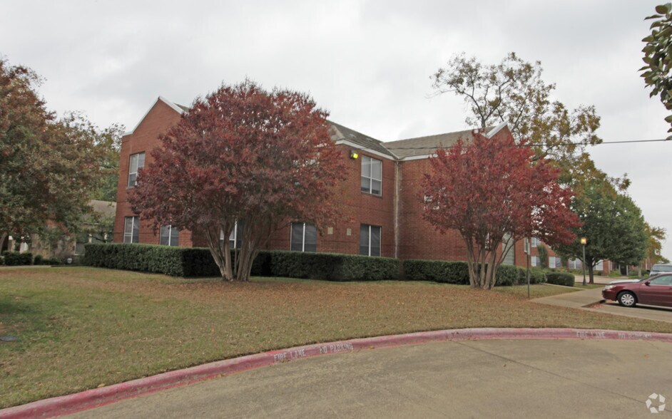 1309 W Abram St, Arlington, TX 76013