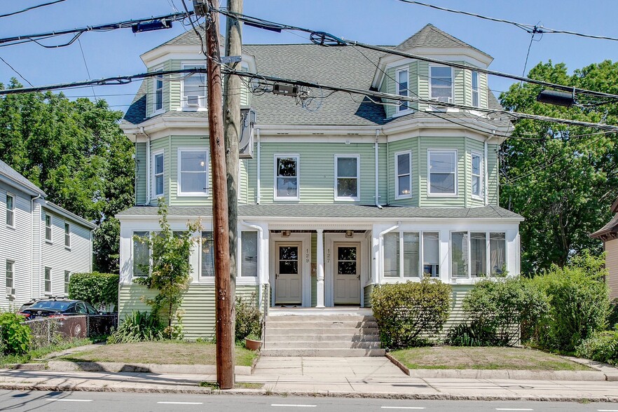 127-129 Summer Street Union Sq, Somerville, MA for sale - Primary Photo - Image 1 of 1