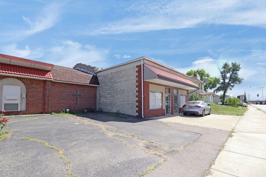 1270-1274 Keowee Street Portfolio portfolio of 2 properties for sale on LoopNet.com - Building Photo - Image 2 of 25