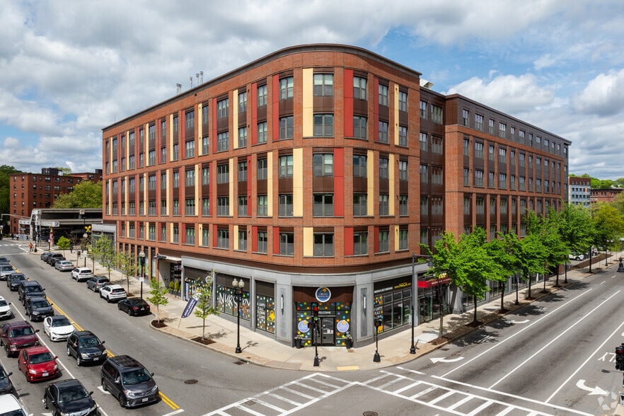 225 Centre St, Boston, MA for lease - Primary Photo - Image 1 of 20