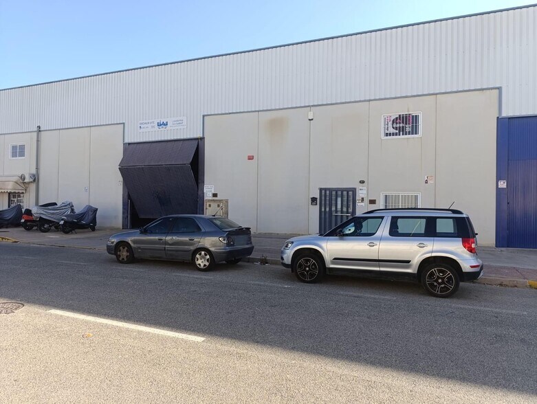 Industrial in Murcia for lease - Building Photo - Image 2 of 16