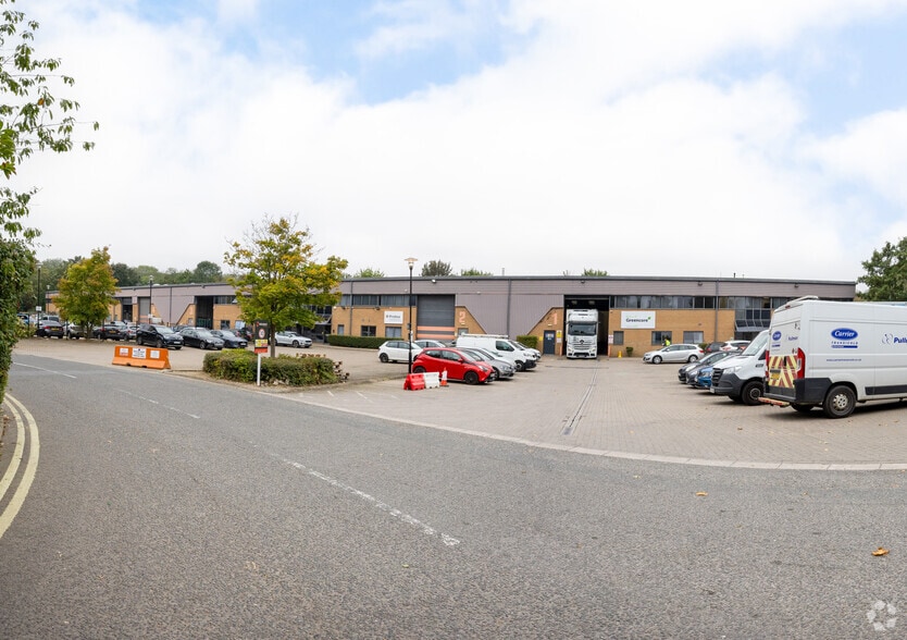 Stirling Way, Peterborough for sale - Primary Photo - Image 1 of 1