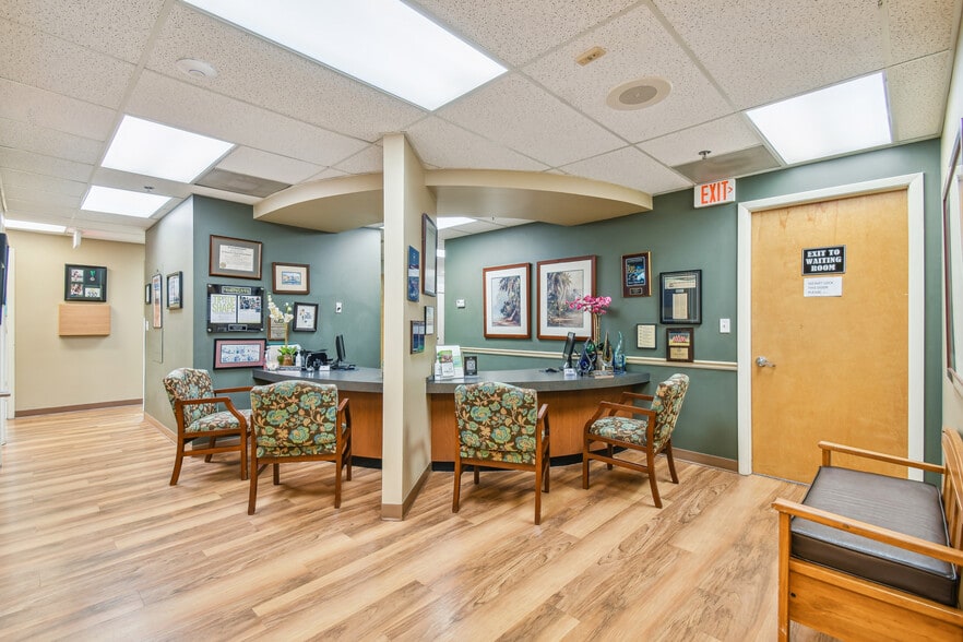 1879 Nightingale Ln, Tavares, FL for lease - Building Photo - Image 3 of 12