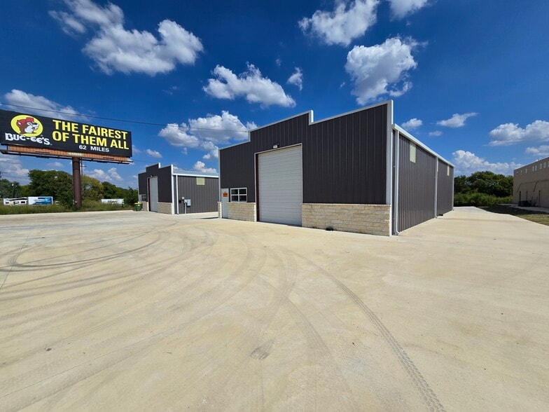 401 N Central Ave, Troy, TX for lease - Building Photo - Image 3 of 12