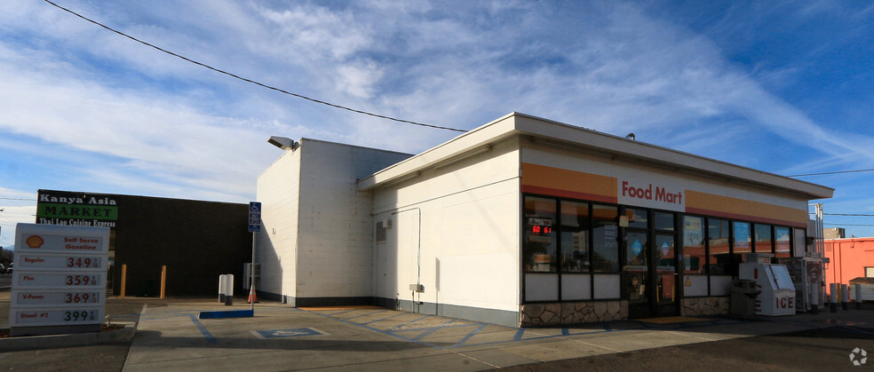 2998 Churn Creek Rd, Redding, CA for lease - Primary Photo - Image 1 of 2