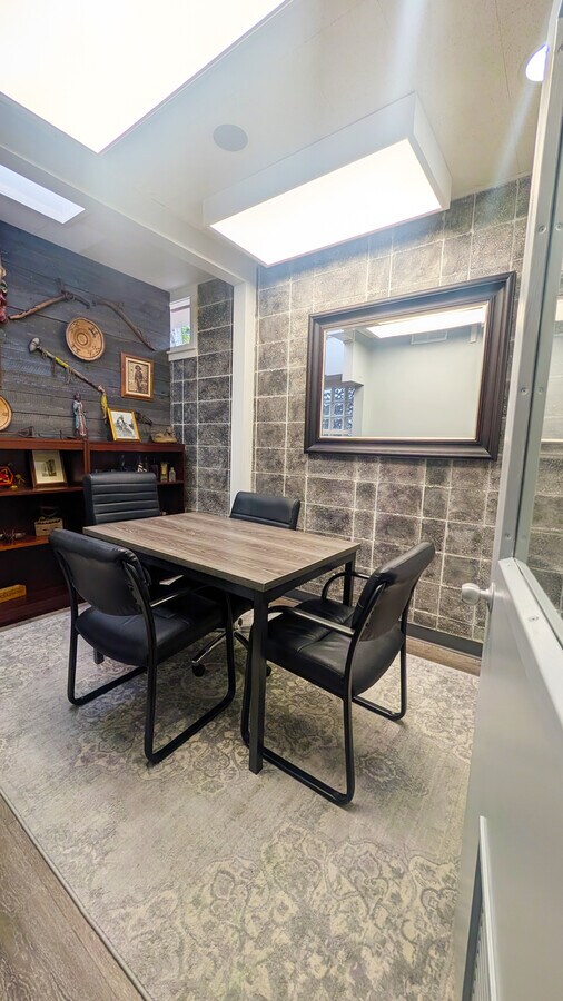 101 W Arrellaga St, Santa Barbara, CA 93101 - Unit 5 -  - Interior Photo - Image 1 of 10