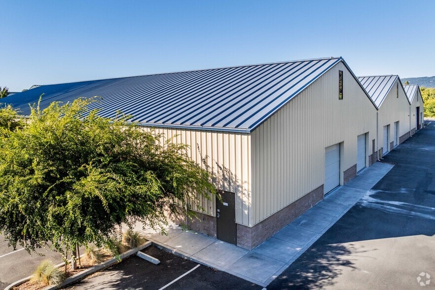 369 Blodgett St, Cotati, CA for lease - Primary Photo - Image 1 of 3