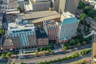 55 E Nationwide Blvd, Columbus, OH - aerial  map view