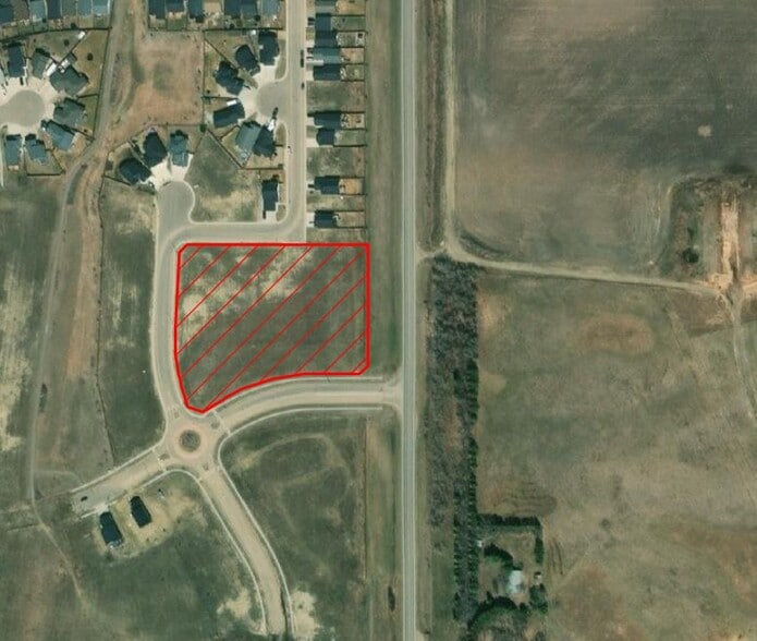 3101 41 Ave, Lloydminster, SK for sale - Building Photo - Image 2 of 9