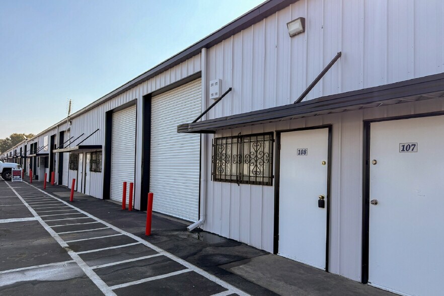 3164 N Marks Ave, Fresno, CA for lease - Building Photo - Image 2 of 5
