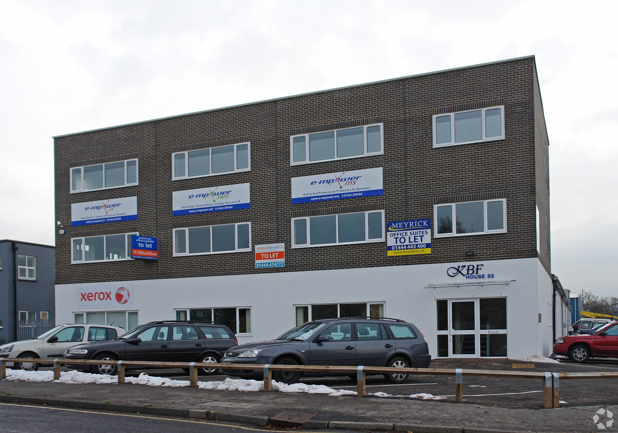 55 Victoria Rd, Burgess Hill for sale Primary Photo- Image 1 of 1