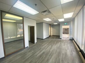 227 Boul Brunswick, Pointe-claire, QC for lease Interior Photo- Image 2 of 6