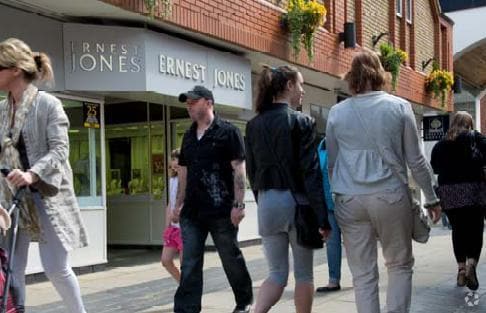 Christopher Pl, St Albans for sale - Primary Photo - Image 1 of 1