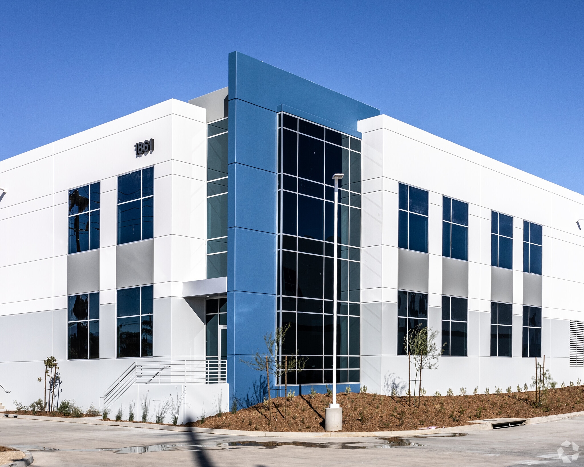 1861 Mountain View, Redlands, CA for lease Building Photo- Image 1 of 6